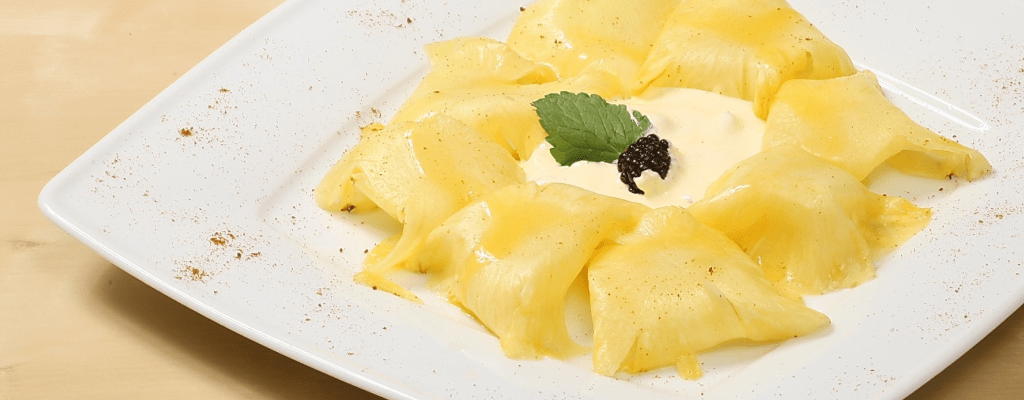 Карпаччо из ананаса