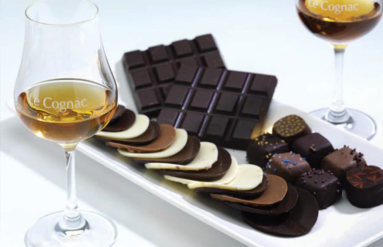 Коньяк и десерт