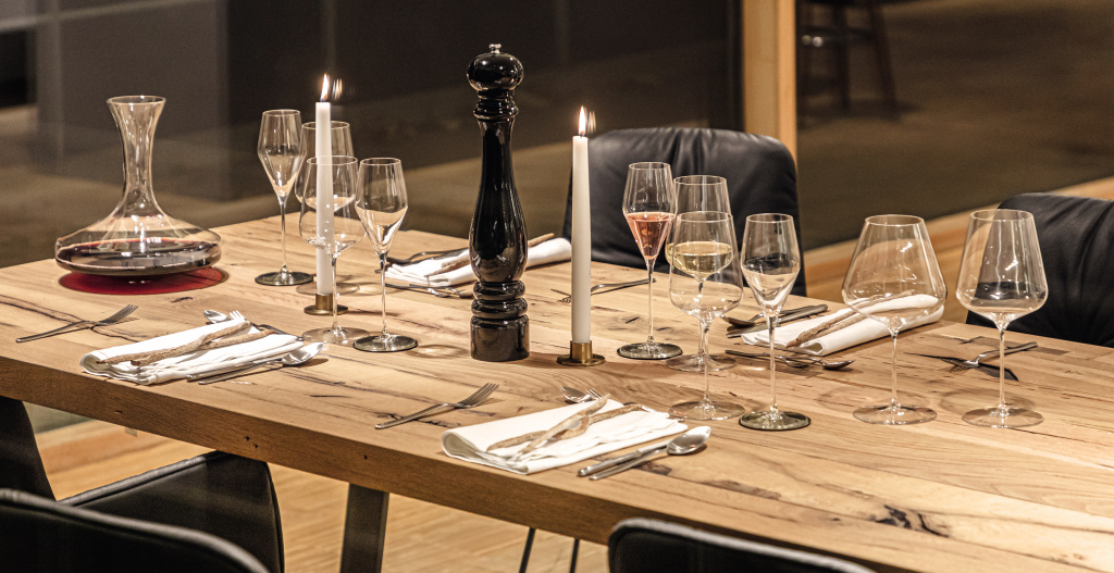 Как выбрать бокалы для шампанского и другого игристого