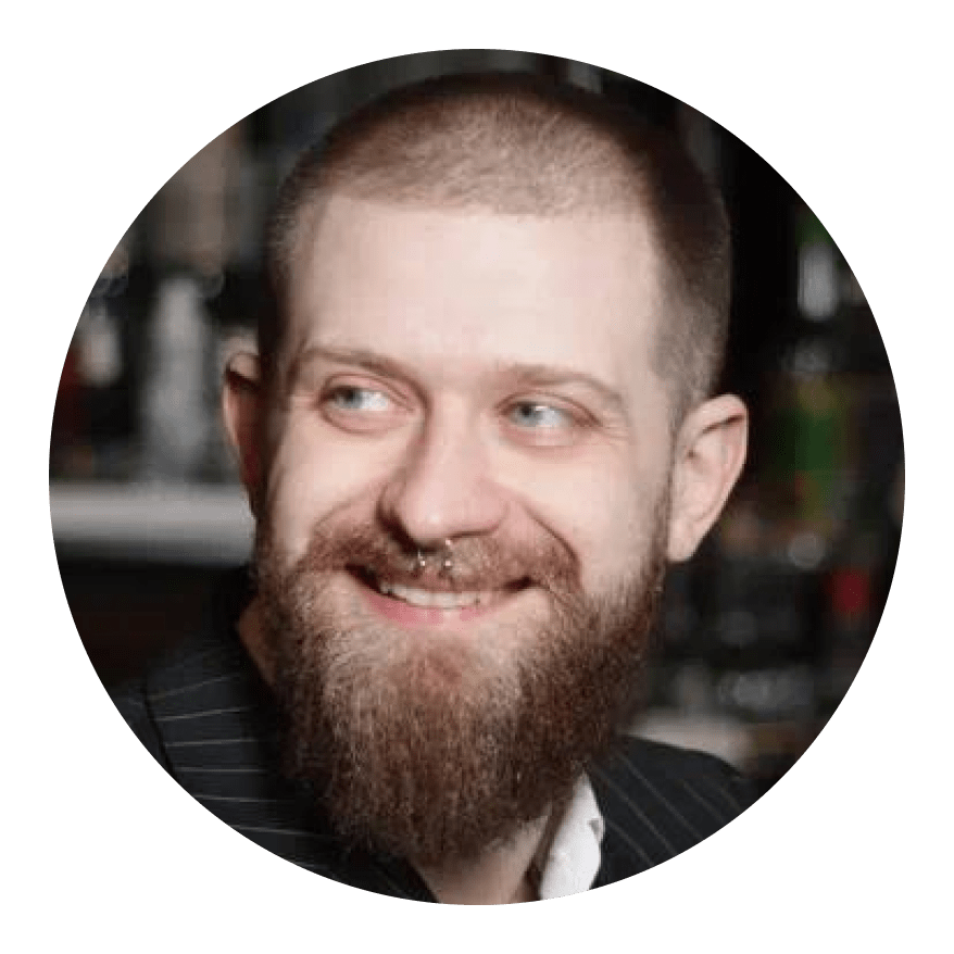 Владислав Николаенко