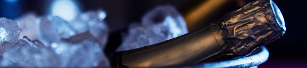 Бутылка шампанского